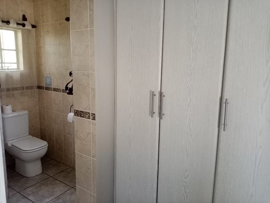 4 Bedroom Property for Sale in Parys Free State